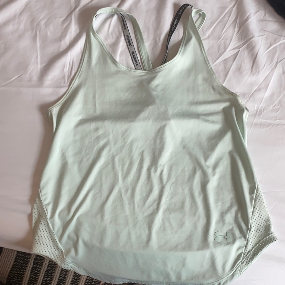 Athletic top